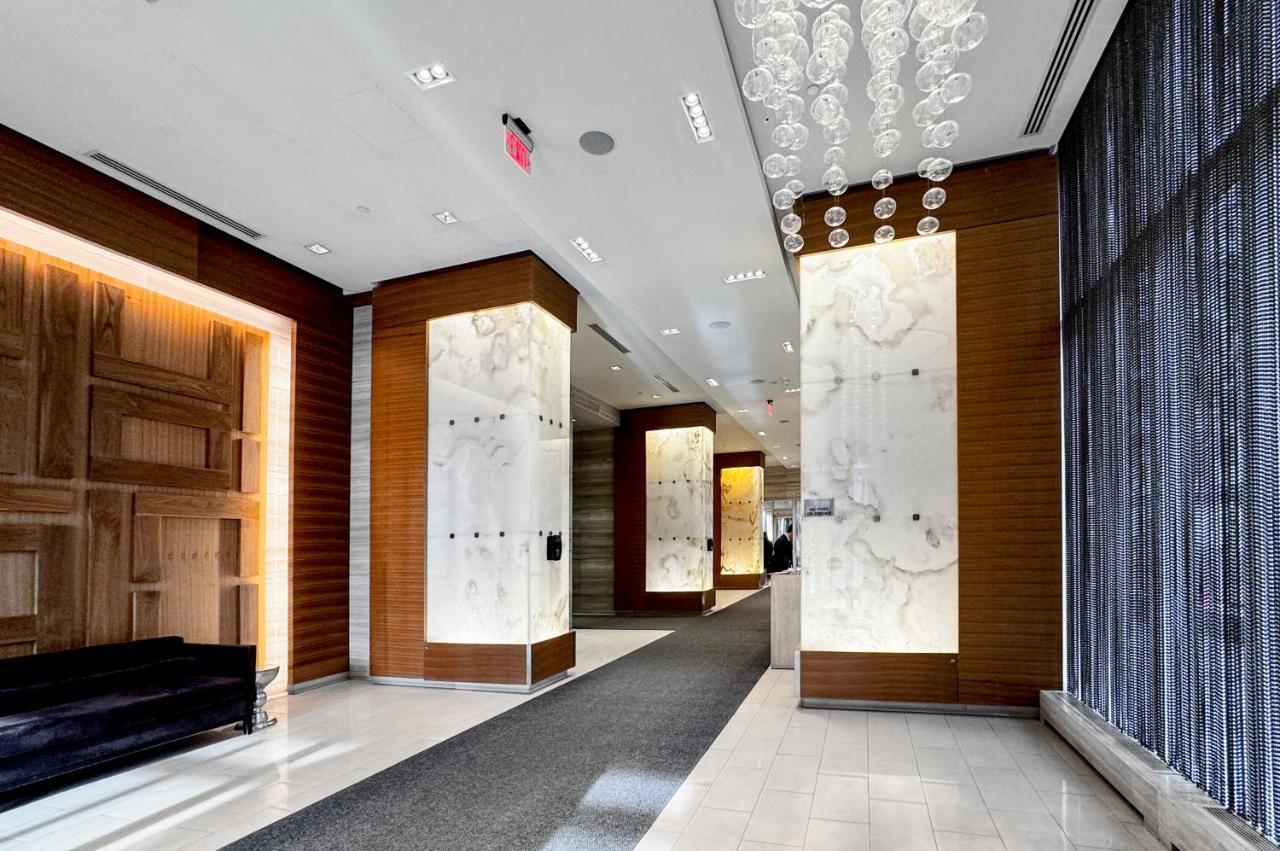 Stylish Suite At 300 Front Street W Toronto Exterior photo