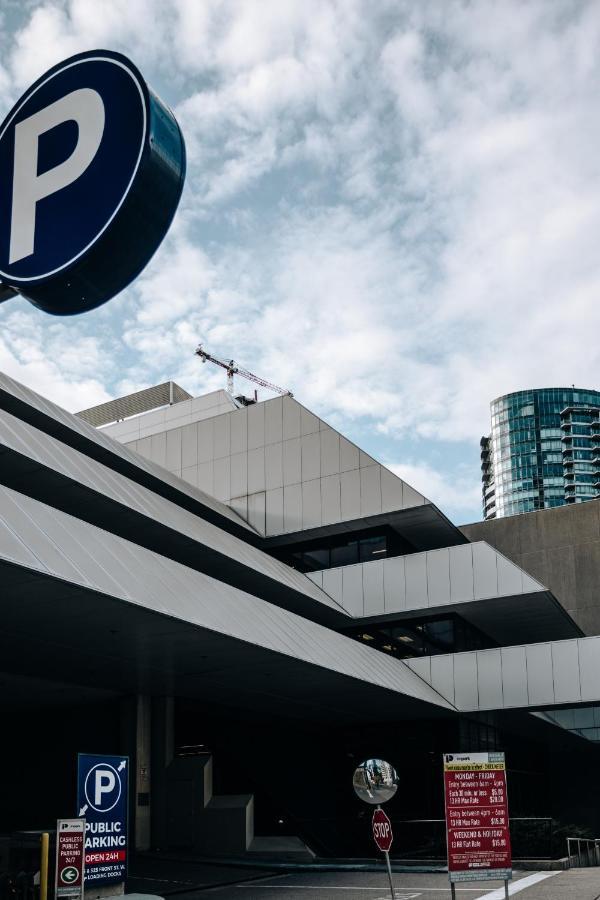 Stylish Suite At 300 Front Street W Toronto Exterior photo