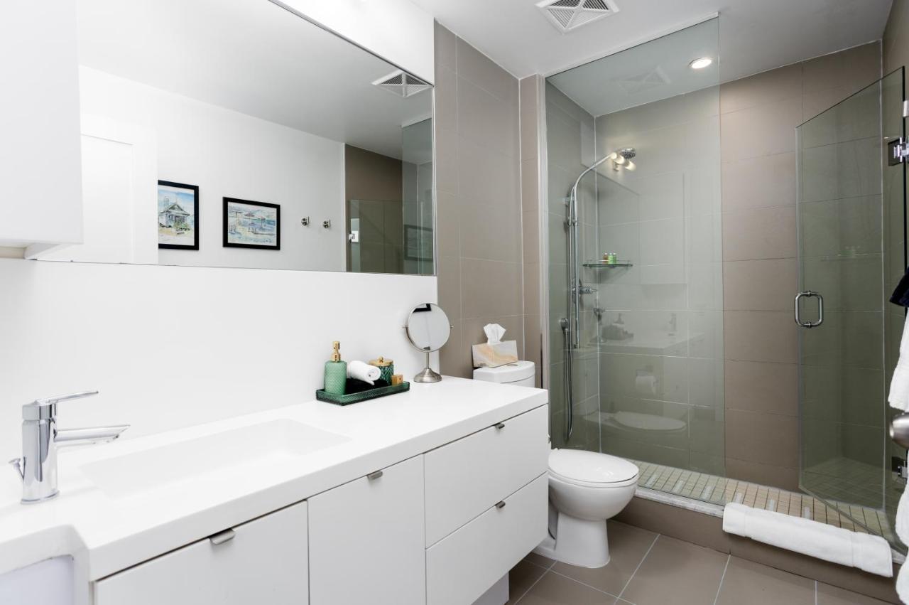 Stylish Suite At 300 Front Street W Toronto Exterior photo