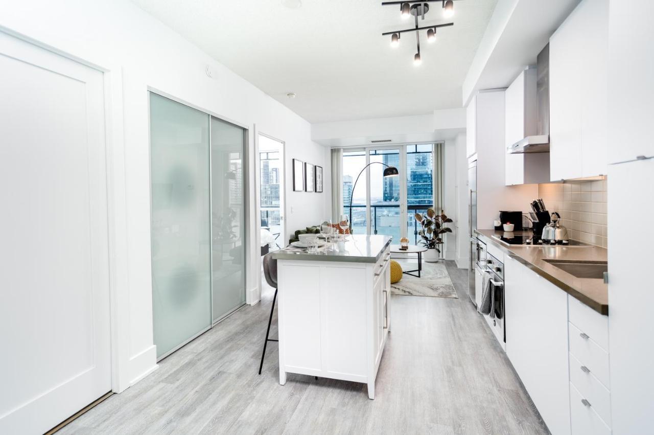 Stylish Suite At 300 Front Street W Toronto Exterior photo